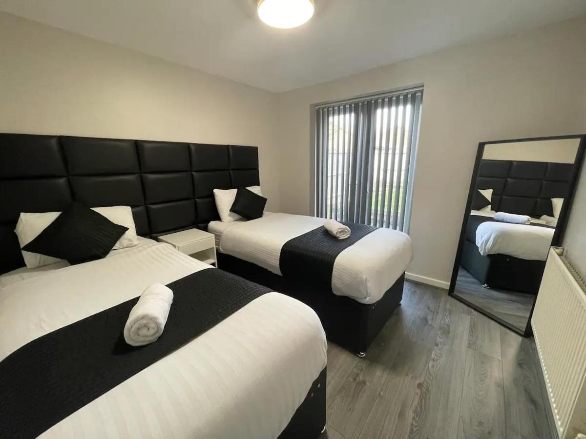 Hosted By Ryan - 2 Bedroom Apartment Liverpool Kültér fotó